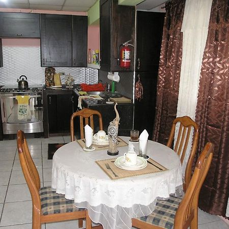 Chateau Cherbrand San Juan Luaran gambar